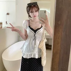 Áo kiểu nữ bèo nhún tay phồng trễ ngực phối áo lót đính nơ phong cách tiểu thư Hàn Quốc