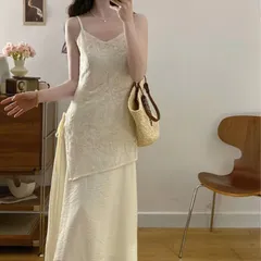 Váy hai dây kem phối ren hoa thô dáng suông dài đi biển