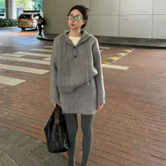 Set bộ áo và đầm len trơn dài tay có mũ dây rút đính cúc thời trang
