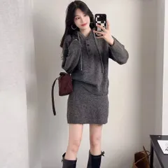 Set bộ áo và đầm len trơn dài tay có mũ dây rút đính cúc thời trang