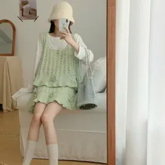Set bộ len váy và áo len hai dây dệt kim thêu hoa hồng lượn bèo dáng ngắn