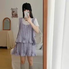 Set bộ len váy và áo len hai dây dệt kim thêu hoa hồng lượn bèo dáng ngắn