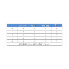 Váy kẻ xanh xòe to công chúa đính đá lấp lánh