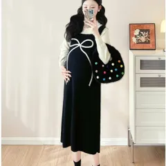 Đầm len đen dáng yếm suông phối cổ sơ mi trắng thêu nơ xinh tiểu thư