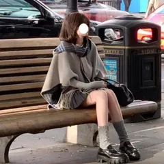 Áo choàng khăn kèm mũ dạ lông ép kẻ caro tua rua tiểu thư