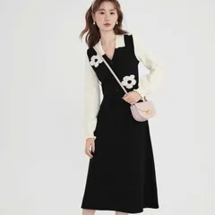 Váy len đen phối hoa cổ bẻ sơ mi đơn giản