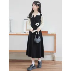 Váy len đen phối hoa cổ bẻ sơ mi đơn giản