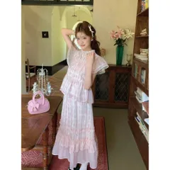 Set bộ váy hình trám và áo sơ mi kiểu viền bèo màu hồng ngọt ngào