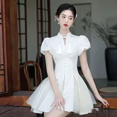 Váy cổ trang gấm hoa chìm phối lưới đính cúc ngọc