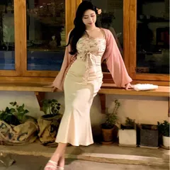 Set váy hai dây thun đuôi cá phối voan hoa thắt nơ kèm áo khoác có bigsize (sẵn XẢ đen M)