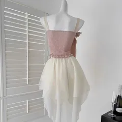 Áo hai dây hồng bèo đính nơ hoa ngọt ngào