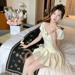Set váy xòe nơ phối dây đính đá trễ vai tiểu thư (sẵn kem)