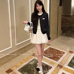 Áo khoác len cardigan 2 lớp cổ tròn chấm bi đen trắng cho nữ tiểu thư