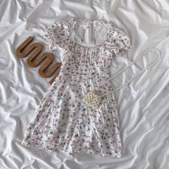 Váy hoa nhí cúp ngực hở lưng hàng Quảng Châu (hết)