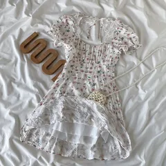 Váy hoa nhí cúp ngực hở lưng hàng Quảng Châu (hết)