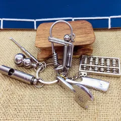 Móc khoá thủ công inox 2 ly hình Chim khách thiết kế độc lạ không han gỉ