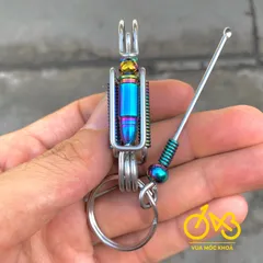 Móc khoá thủ công inox 304 phối phụ kiện titan gr5 cao cấp