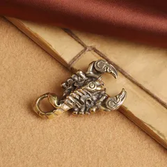 Móc khoá đồng thau phong thuỷ hình bọ cạp + khoen cực đẹp