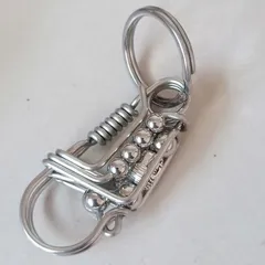 Móc khoá inox  thủ công  cao cấp phong thuỷ gắn hình phật tổ như lai cầu bình an