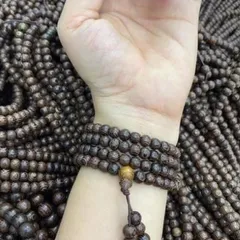 Chuỗi vòng gỗ 108 hạt  mun đen 6li và 8 li lông đuôi công đẹp, phù hợp với mọi độ tuổi