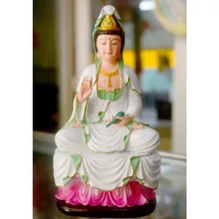 Tượng ngài quan thế âm Bồ tát ngồi cao 18cm composite
