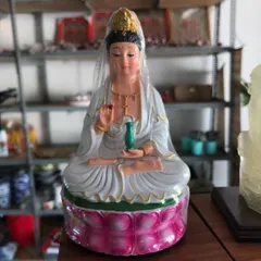 ƯỢNG MẸ QUAN ÂM SƠN MÀU CAO 13CM NGỒI SEN MÀU- Tượng phật quan thế âm bồ tát để thờ cúng hoặc trang trí xe hơ