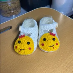 Giày len cho bé. Giày len cho bé tuổi Tỵ