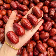 1Kg Táo Đỏ Hoà Điền To Đại (size 8,9 quả) Vị Ngọt Dịu, Thơm Ngon Dùng Pha Trà, Nấu Chè, Chưng Yến, Tiềm Gà, Chưng Yến