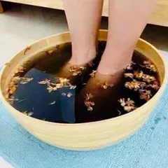 Muối Ngâm Chân Thảo Dược Giúp Thư Giãn, Dưỡng Sinh, Cân Bằng Cơ Thể, Hỗ Trợ Ngủ Ngon (hũ 500g)