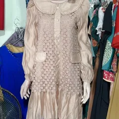 Đầm ren dáng suông màu nâu tây đính kết tay thủ công siêu đẹp, bầy bì bon chen thoải mái Hàng có sẵn giao ngay S