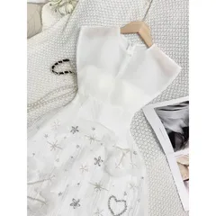 váy tiệc dáng chữ A sát nách phối ren đính kết nổi sang trọng Giá 399k Hàng có sẵn giao ngay L Màu trắng