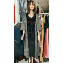 Đầm ép đá trung niên Giá 290k Hàng có sẵn giao ngay Dưới 85kg mặc đẹp Chiều dài đầm 121cm