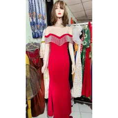 Đầm dạ hội đuôi cá tay choàng phối lưới đính đá thủ công tỉ mỉ cao cấp, xẻ bên trái dễ đi lại, tôn đôi chân dài