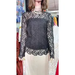 Áo ren đen, có sẵn lót trong Hàng có sẵn giao ngay Size SM Giá 250k/ áo Hàng đẹp, hình shop chụp thực tế