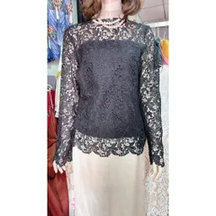 Áo ren đen, có sẵn lót trong Hàng có sẵn giao ngay Size SM Giá 250k/ áo Hàng đẹp, hình shop chụp thực tế