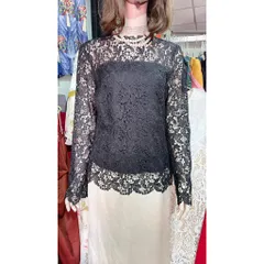 Áo ren đen, có sẵn lót trong Hàng có sẵn giao ngay Size SM Giá 250k/ áo Hàng đẹp, hình shop chụp thực tế