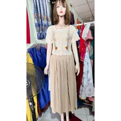Set áo + chân váy Hàng có sẵn giao ngay Màu nude Giá 399k/ cả set gồm áo + chân váy