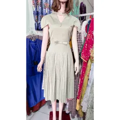 Đầm dập ly siêu đẹp Màu xanh mạ non Giá 290k Size S, eo dưới 70cm mặc đẹp Hàng chính chủ Mây