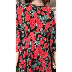 Đầm maxi hoa hồng mặc đi biển, du lịch, cafe... Dưới 70kg mặc đẹp, phía sau có bo chun co giãn dễ mặc Giá 290k