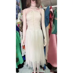 Đầm cổ yếm xòe lưới đính đá sang trong Màu kem Size SMLXL2XL Đúp lót 2 lớp Giá 299k Có sẵn mút ngực