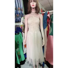 Đầm cổ yếm xòe lưới đính đá sang trong Màu kem Size SMLXL2XL Đúp lót 2 lớp Giá 299k Có sẵn mút ngực