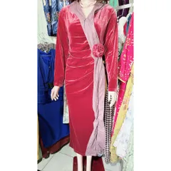 Đầm nhung đẹp phối lưới khâu kết hoa nhung thắt lưng ôm hông Giá 350k Chất liệu nhung cao cấp Màu hồng đỗ