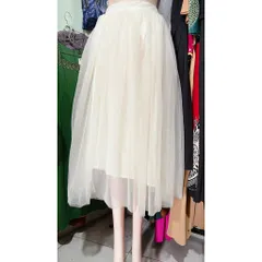 chân váy voan lưới dáng dài Đúp lót 3 lớp Màu kem Giá 260k Size SML mặc đẹp, phía sau có bo chun co giãn dễ mặc