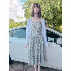 SET ĐẦM  cúp hoạ tiết HOA + KÈM KHOÁC CROP TRẮNG Hàng có sẵn giao ngay  Giá 290k/ cả set Size SM Hàng đẹp, có sẵn mút