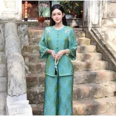 Set bộ Tằm tencel Hoàng Gia phối gấm cực sang sịn ,chất tơ ánh xá cao cấp mềm mịn Giá 490k, người ta đang bán gần 7xx