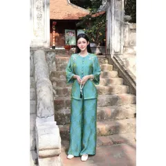 Set bộ Tằm tencel Hoàng Gia phối gấm cực sang sịn ,chất tơ ánh xá cao cấp mềm mịn Giá 490k, người ta đang bán gần 7xx