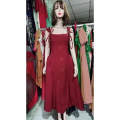 ĐẦM THIẾT KẾ 2 DÂY 3D DÁNG dài XOÈ ,CHUN SAU EO TÔN DÁNG( freesize eo dưới 76cm mặc đẹp) Giá 390k Màu đỏ đô Hàng cao cấp