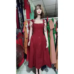 ĐẦM THIẾT KẾ 2 DÂY 3D DÁNG dài XOÈ ,CHUN SAU EO TÔN DÁNG( freesize eo dưới 76cm mặc đẹp) Giá 390k Màu đỏ đô Hàng cao cấp