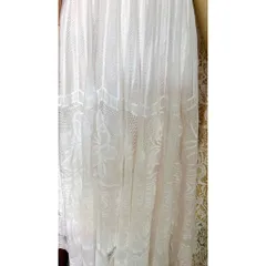 Đầm tơ phối ren cổ trụ hoạ tiết hoa hồ điệp tiểu thư Hàng có sẵn giao ngay,giá 460k, người ta đang bán 1tr5 Màu trắng