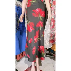 Chân vây hoa hồng siêu đẹp Chất liệu lụa pháp siêu đẹp Hàng có sẵn giao ngay Size SM mặc đẹp Giá 350k Hàng cao cấp